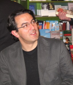 Juan Gabriel Vásquez - Lesung Buchhandlung Lehmkuhl 15.04.2011